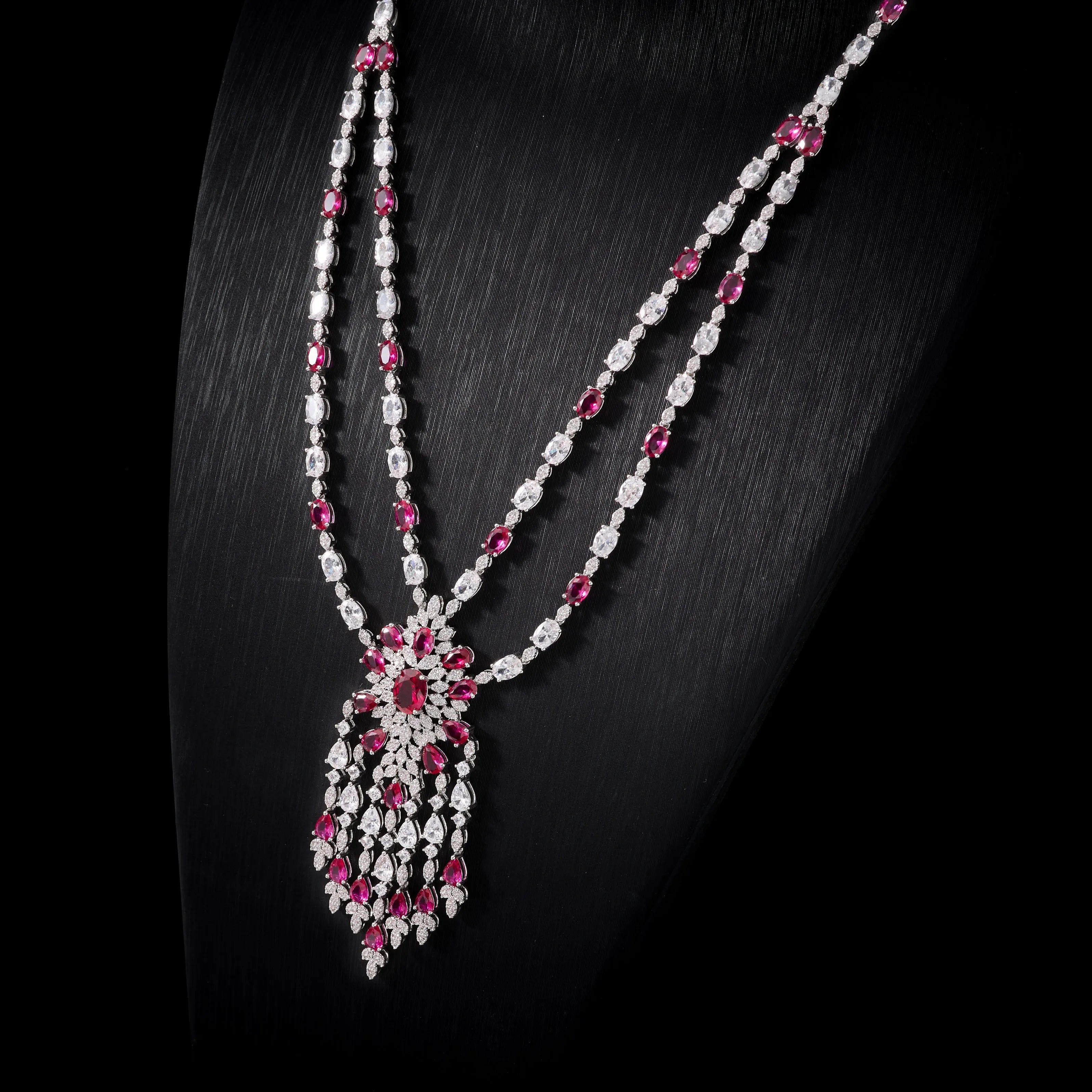 The Empress Diamond-Fire Gala Suite | Prestige Evening Collection